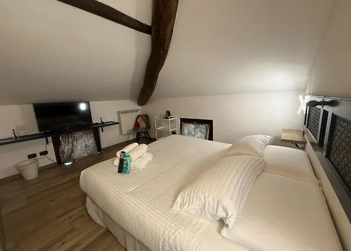 Poste Regie - Milan Guest House
